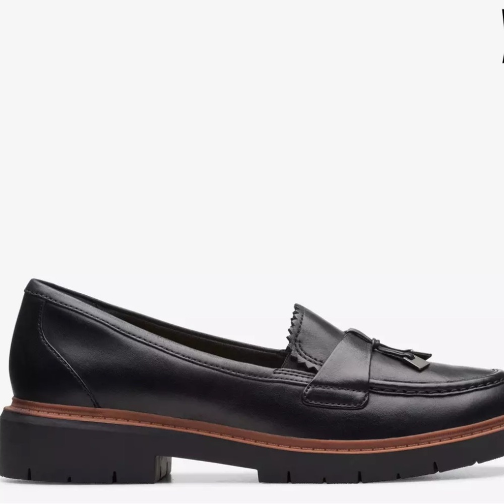 Clarks Black Leather Tassel Loafer with Brown Trim